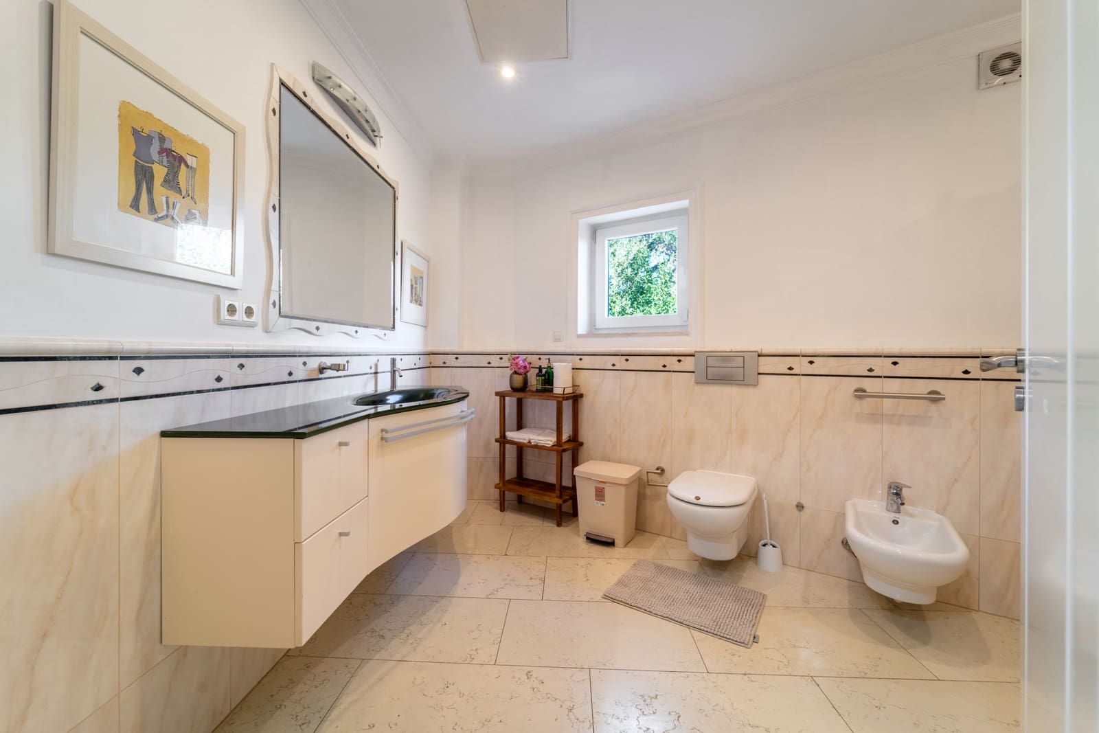 5 soveværelse Villa til salg i Marbella med swimmingpool garage - € 1.695.000 (Ref: 9303331)