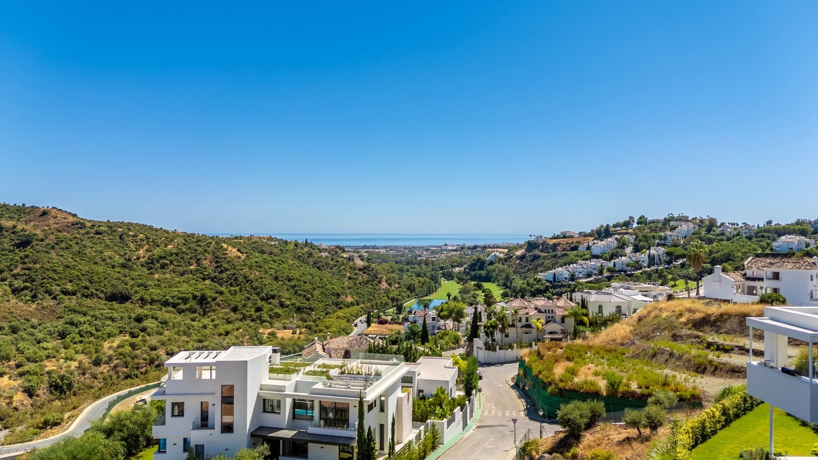 Byggegrund til salg i Benahavis - € 1.900.000 (Ref: 9303332)