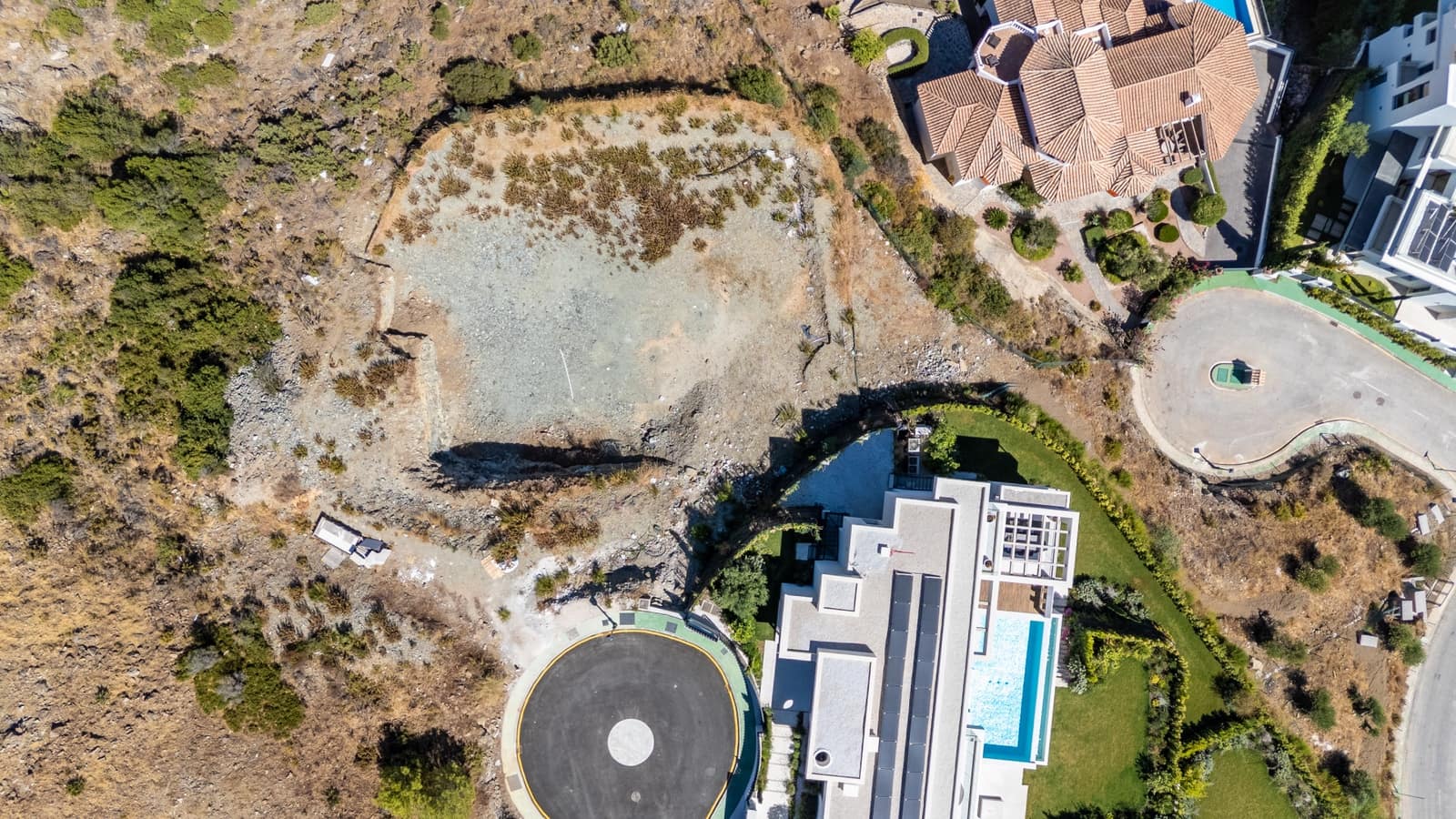 Byggegrund til salg i Benahavis - € 1.900.000 (Ref: 9303332)