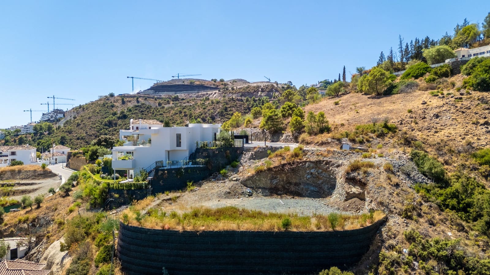 Byggegrund til salg i Benahavis - € 1.900.000 (Ref: 9303332)
