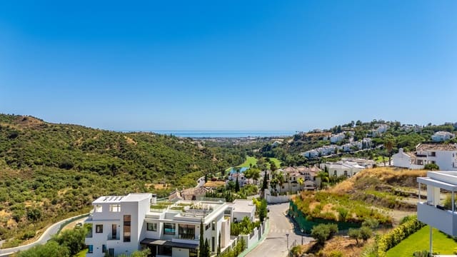 Terrain à Bâtir à vendre à Benahavís - 1 695 000 € (Ref: 9303332)