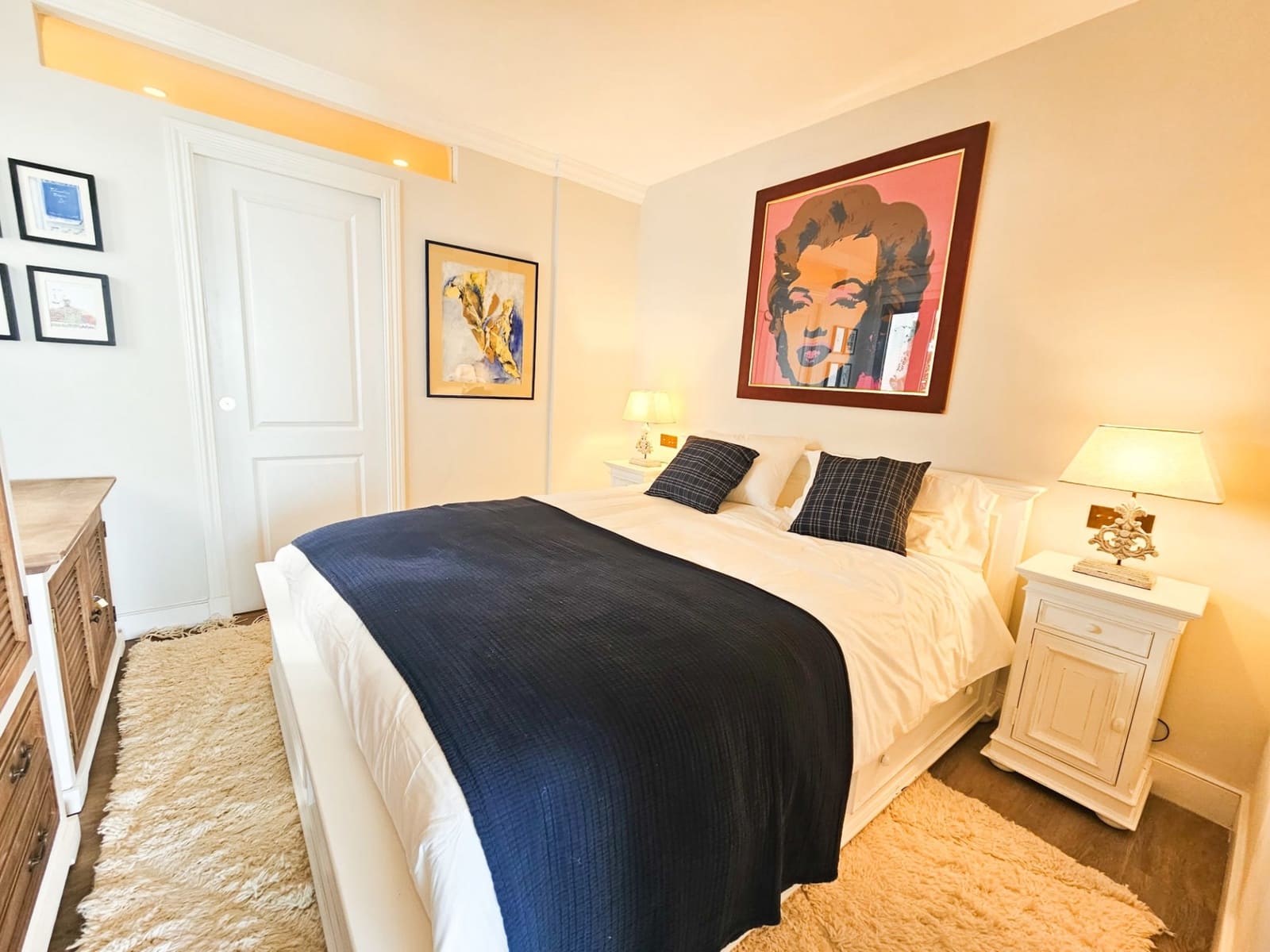 Appartement de 2 chambres à louer à Marbella avec garage - 4 500 € (Ref: 9312036)