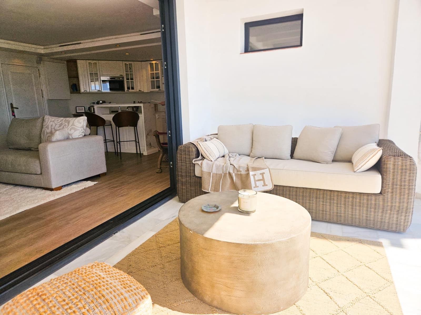 2 Zimmer Apartment zu vermieten in Marbella mit Garage - 4.500 € (Ref: 9312036)
