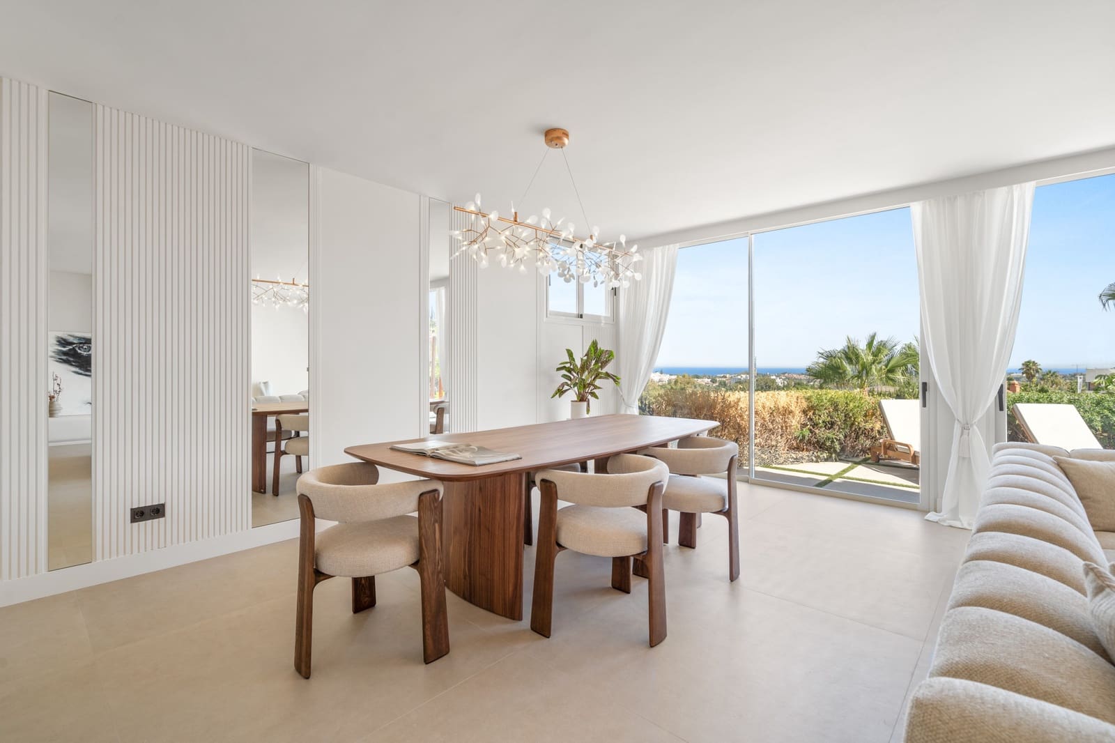 3 bedroom Apartment for sale in Marbella with pool garage - € 1,180,000 (Ref: 9312598)