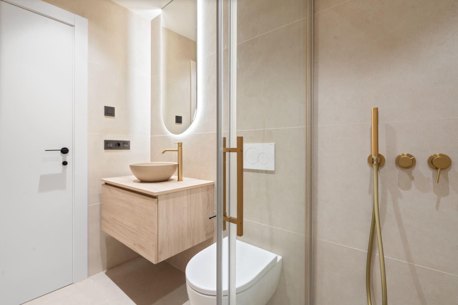 3 bedroom Apartment for sale in Marbella with pool garage - € 1,180,000 (Ref: 9312598)