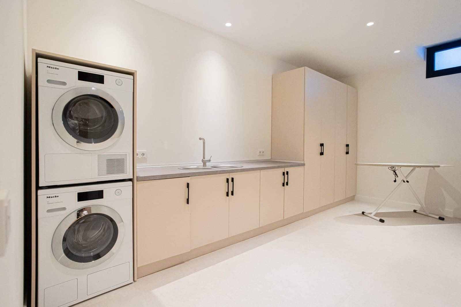 7 bedroom Villa for sale in Marbella with pool garage - € 8,750,000 (Ref: 9312601)