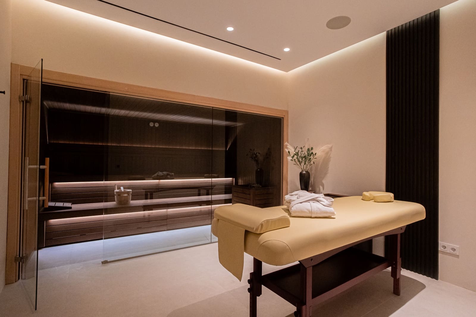 7 bedroom Villa for sale in Marbella with pool garage - € 8,750,000 (Ref: 9312601)