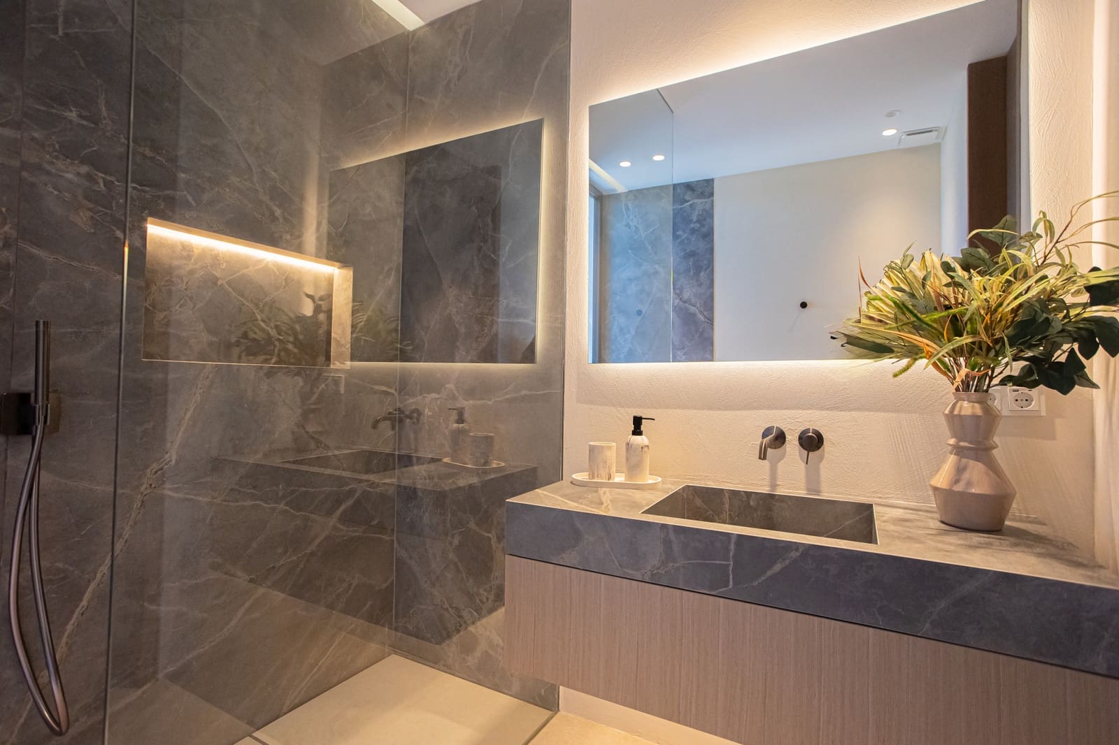 7 bedroom Villa for sale in Marbella with pool garage - € 8,750,000 (Ref: 9312601)