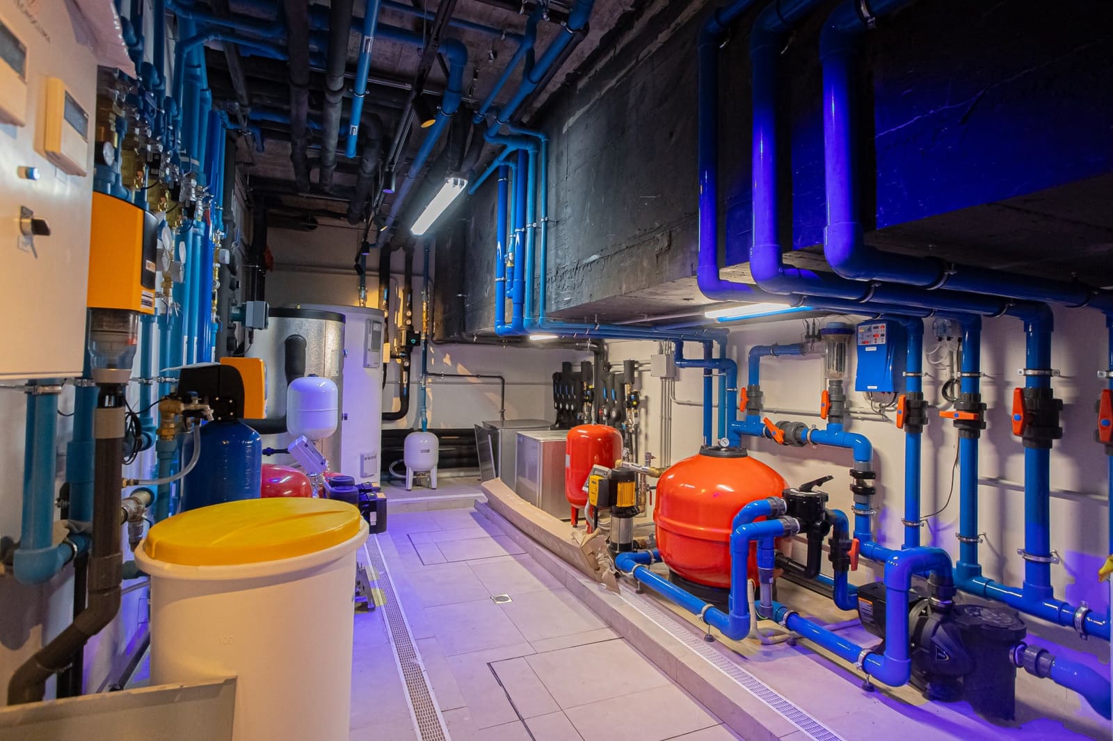 7 bedroom Villa for sale in Marbella with pool garage - € 8,750,000 (Ref: 9312601)