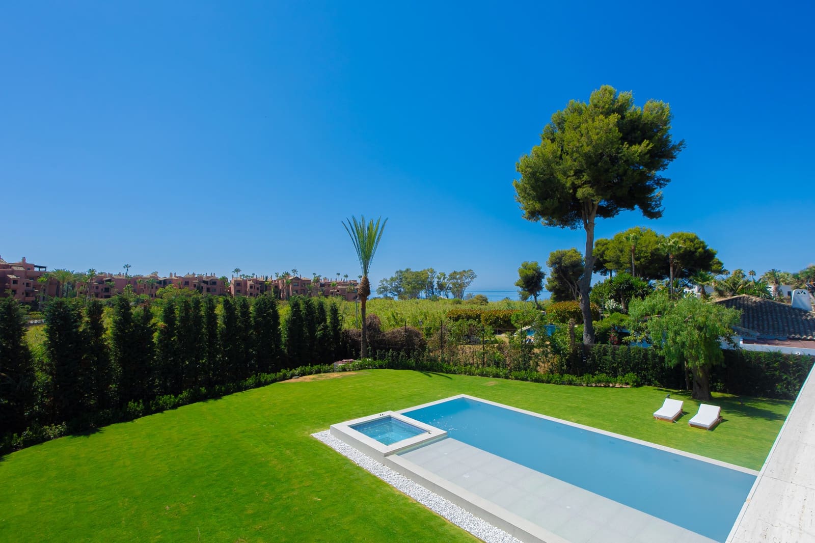 6 bedroom Villa for sale in Marbella with pool garage - € 8,750,000 (Ref: 9312601)