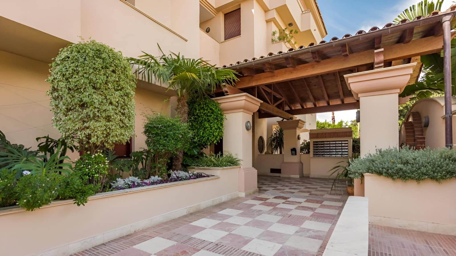 2 chambre Appartement à vendre à San Pedro de Alcantara avec piscine garage - 1 095 000 € (Ref: 9312602)