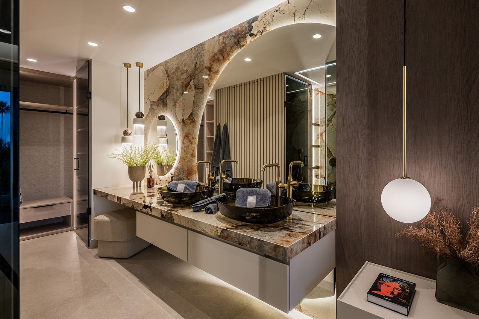 3 bedroom Apartment for sale in Estepona with pool garage - € 1,995,000 (Ref: 9317663)