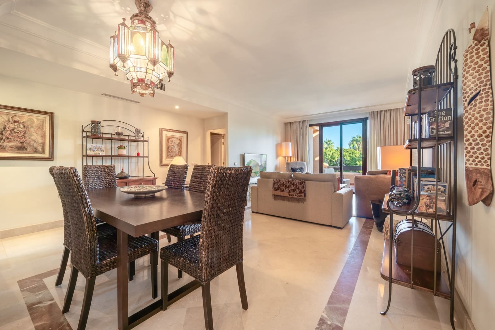 2 bedroom Apartment for sale in San Pedro de Alcantara with pool garage - € 795,000 (Ref: 9317664)