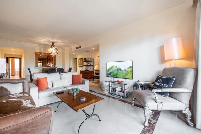 2 chambre Appartement à vendre à San Pedro de Alcantara, Marbella avec piscine garage - 795 000 € (Ref: 9317664)