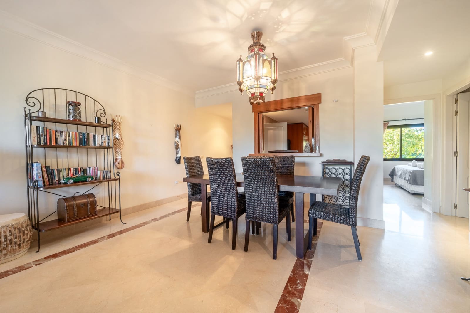 2 bedroom Apartment for sale in San Pedro de Alcantara with pool garage - € 795,000 (Ref: 9317664)