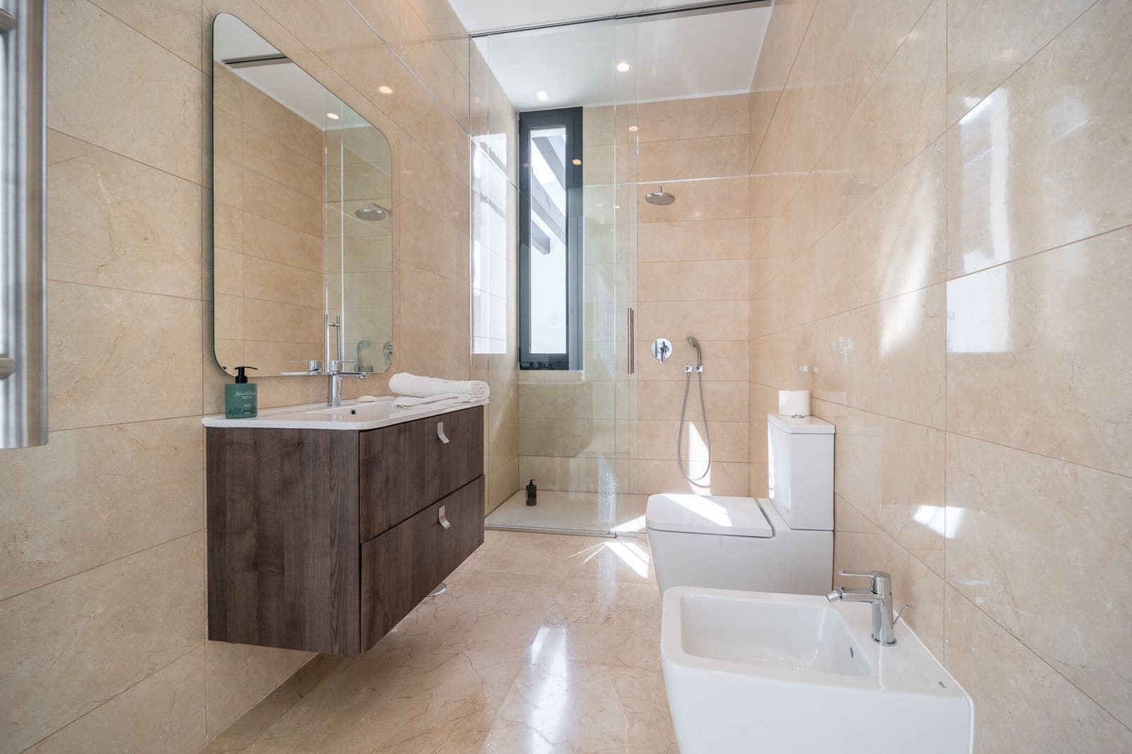 5 slaapkamer Villa te koop in Benahavis met zwembad garage - € 3.950.000 (Ref: 9330477)