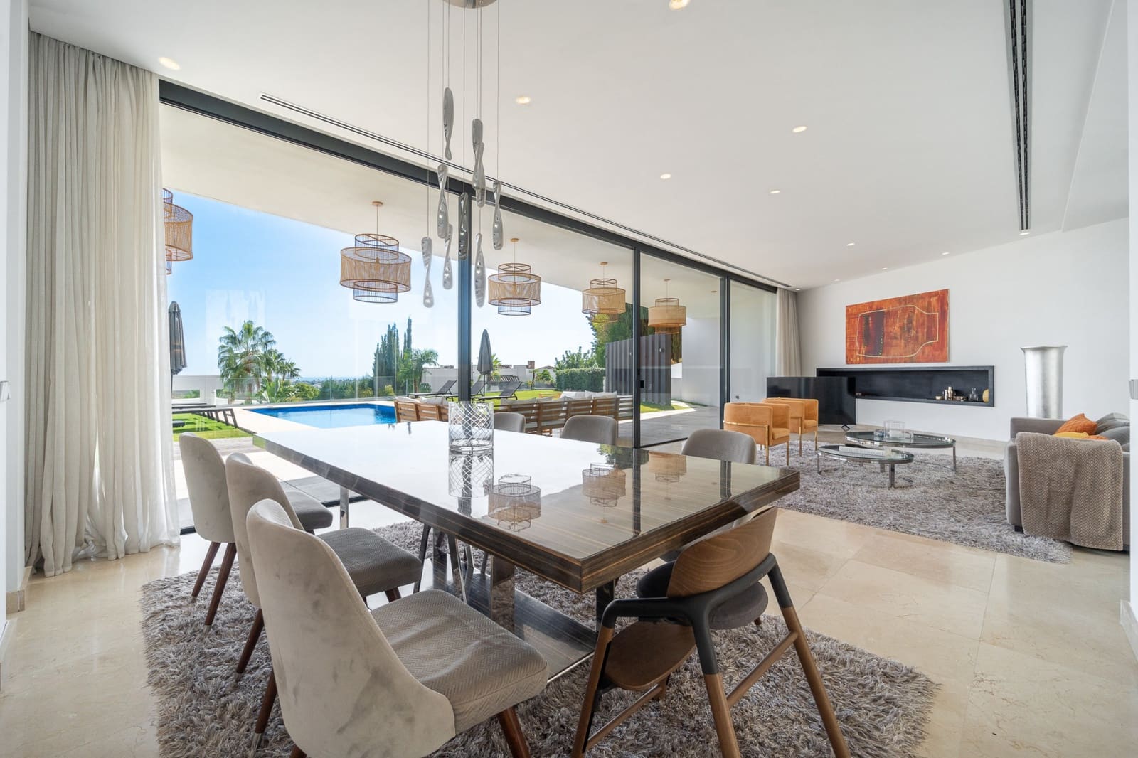 5 bedroom Villa for sale in Benahavis with pool garage - € 3,950,000 (Ref: 9330477)