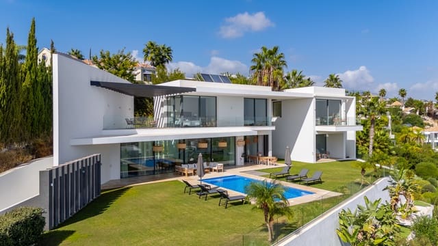 5 Zimmer Villa zu verkaufen in Benahavís mit Pool Garage - 3.950.000 € (Ref: 9330477)