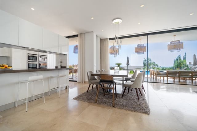 5 Zimmer Villa zu verkaufen in Benahavís mit Pool Garage - 3.950.000 € (Ref: 9330477)