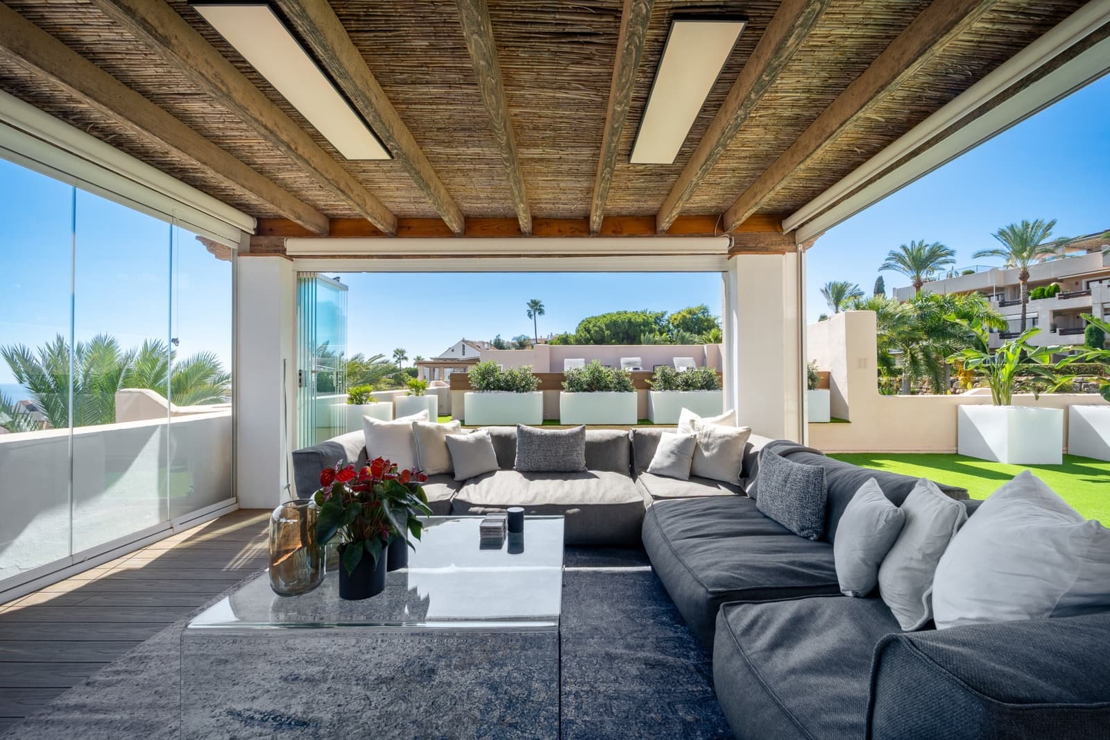 3 soverom Penthouse til salgs i Cancelada med svømmebasseng garasje - € 1 495 000 (Ref: 9337782)