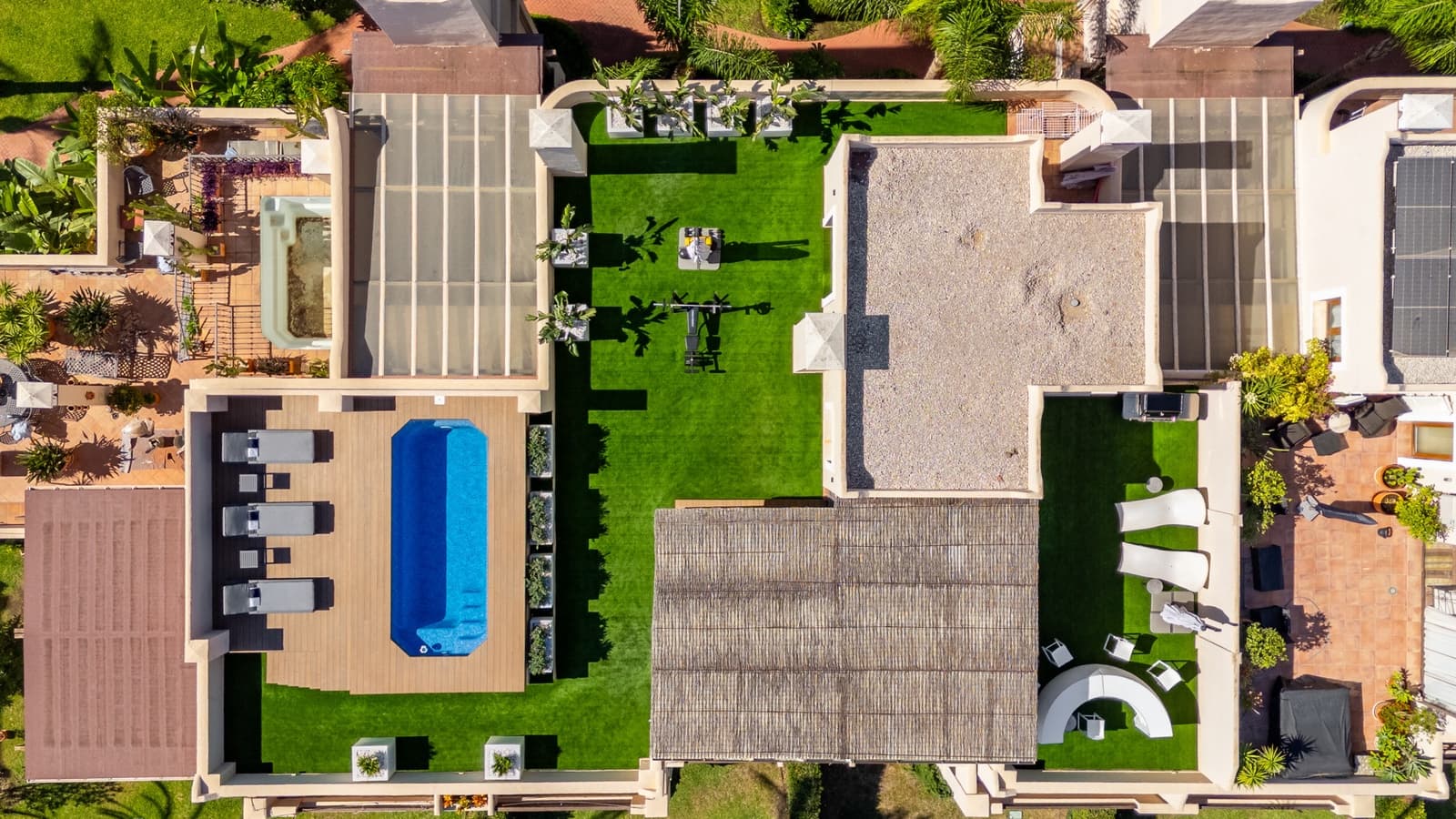 3 soverom Penthouse til salgs i Cancelada med svømmebasseng garasje - € 1 495 000 (Ref: 9337782)