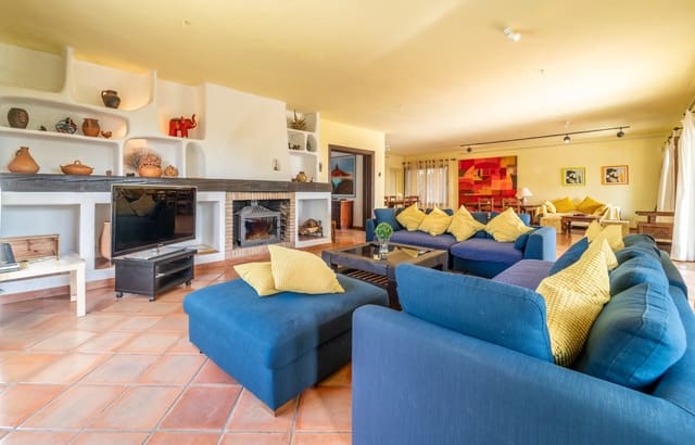 6 Zimmer Villa zu vermieten in Marbella mit Pool Garage - 6.800 € (Ref: 9339180)