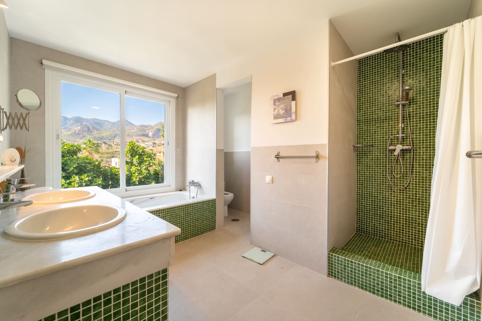 6 Zimmer Villa zu vermieten in Marbella mit Pool Garage - 6.800 € (Ref: 9339180)