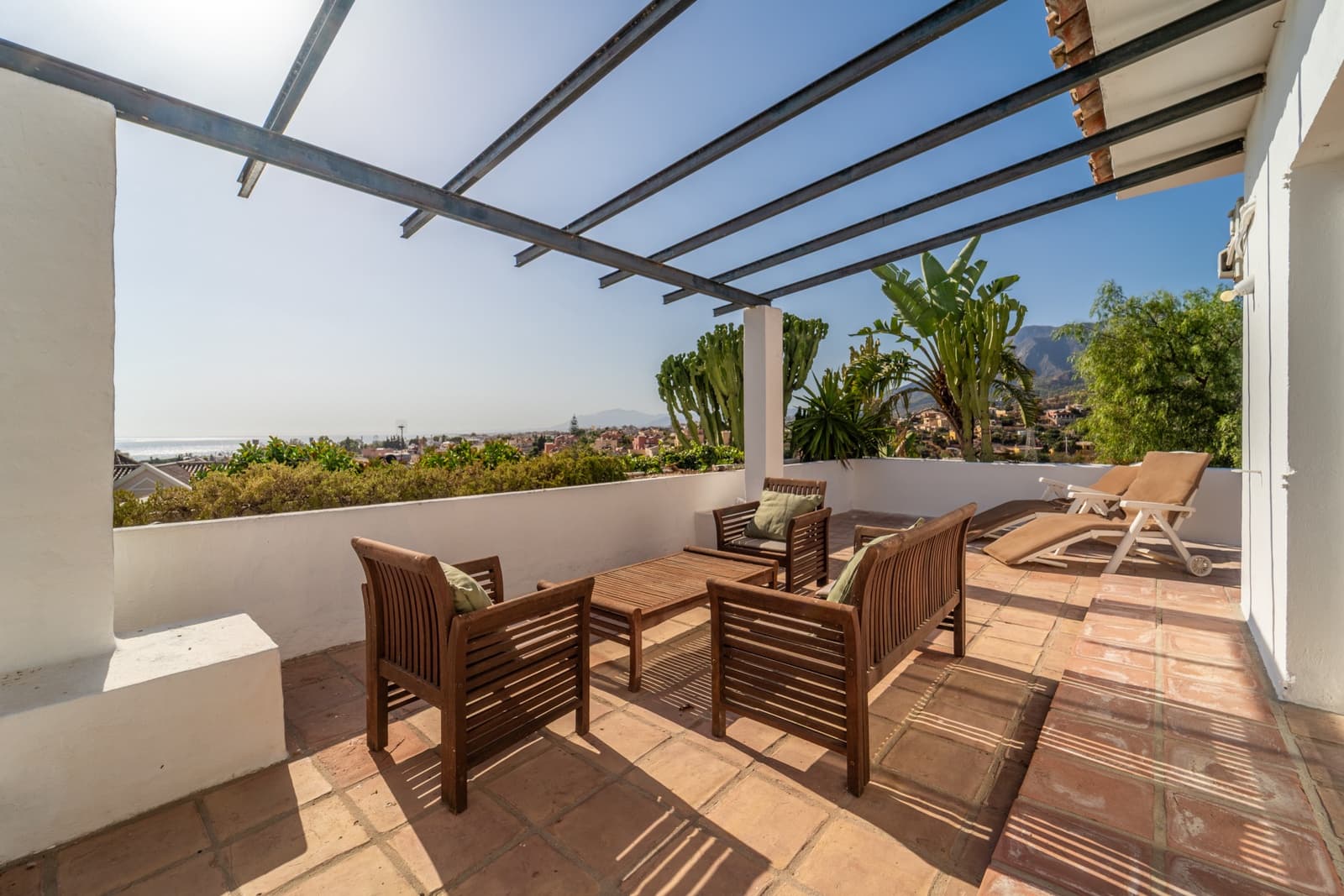 6 Zimmer Villa zu vermieten in Marbella mit Pool Garage - 6.800 € (Ref: 9339180)