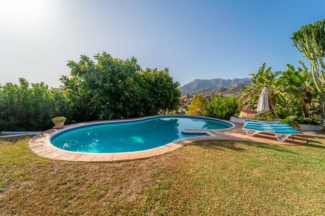 6 Zimmer Villa zu vermieten in Marbella mit Pool Garage - 6.800 € (Ref: 9339180)