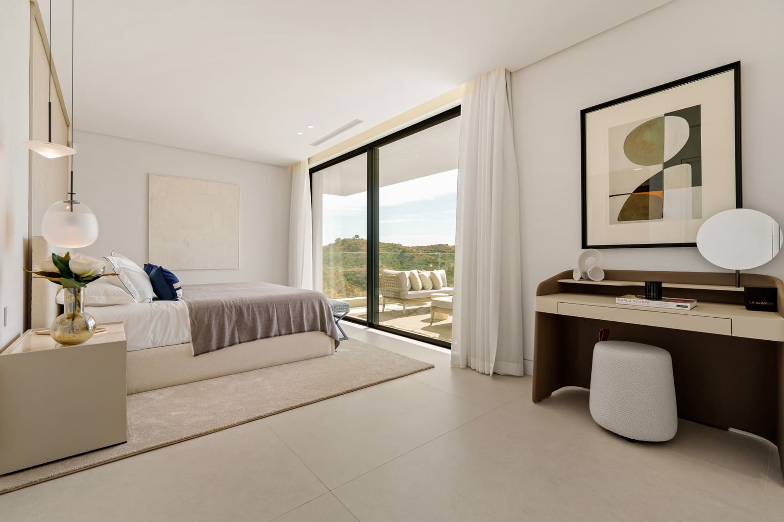 6 bedroom Villa for sale in Benahavis with pool garage - € 7,450,000 (Ref: 9347101)