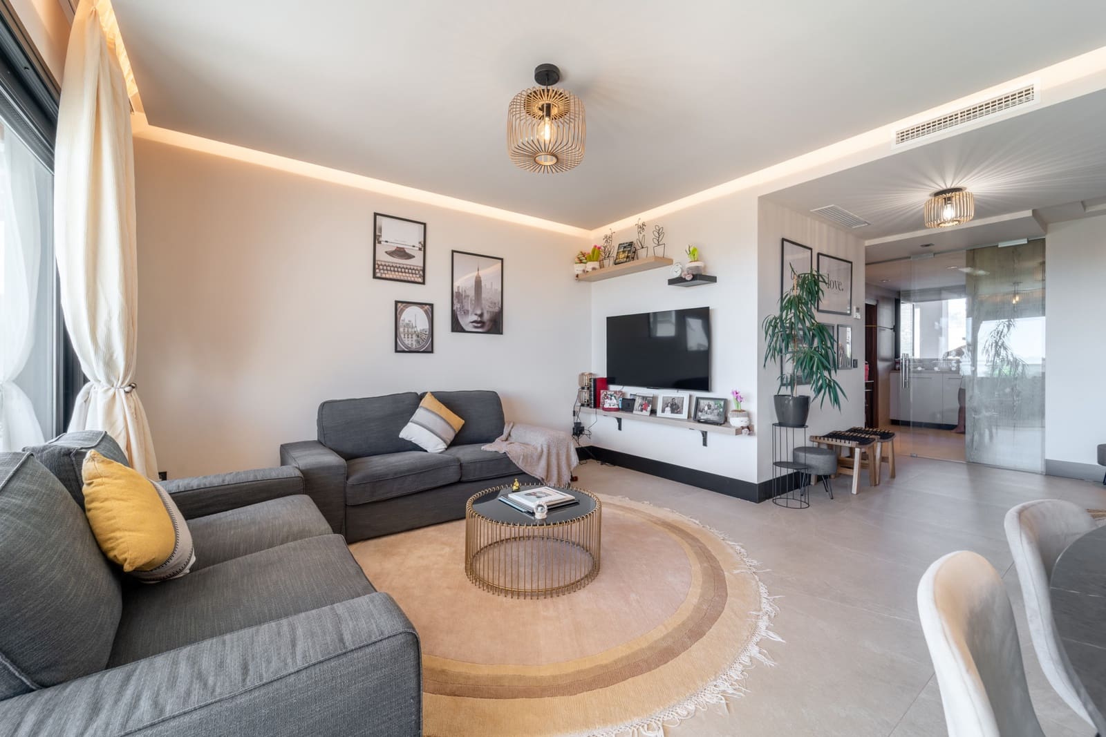 2 slaapkamer Appartement te koop in Marbella met zwembad garage - € 700.000 (Ref: 9359052)