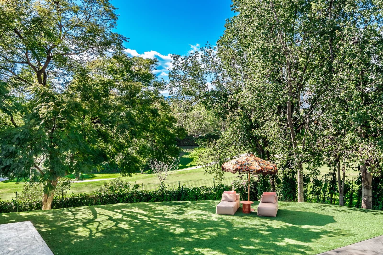 4 bedroom Villa for sale in Guadalmina with pool garage - € 3,695,000 (Ref: 9362286)