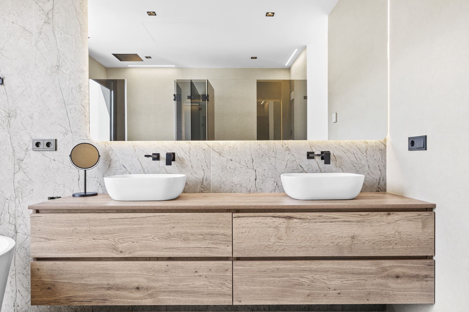 4 Zimmer Villa zu verkaufen in Benahavis mit Pool Garage - 3.485.000 € (Ref: 9375277)