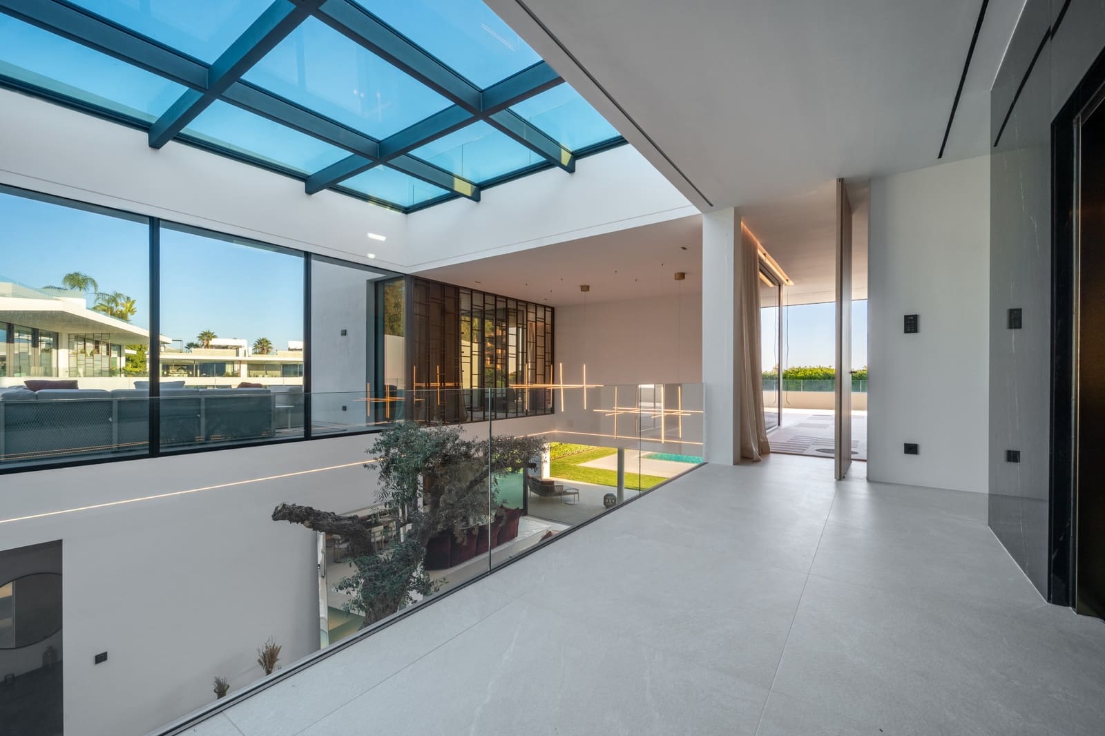 5 Zimmer Villa zu verkaufen in Golden Mile mit Pool Garage - 9.500.000 € (Ref: 9375278)