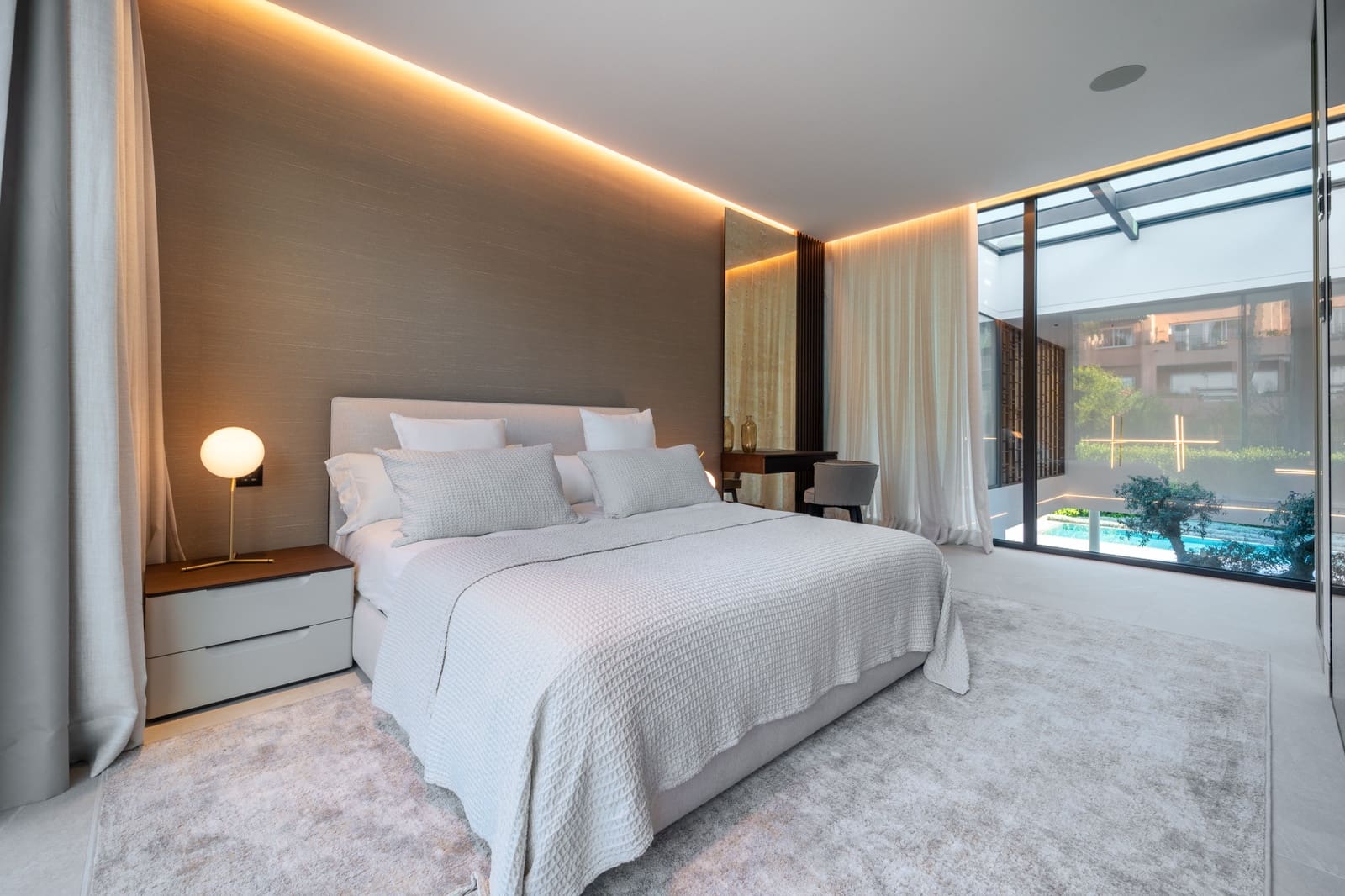 5 Zimmer Villa zu verkaufen in Golden Mile mit Pool Garage - 9.500.000 € (Ref: 9375278)