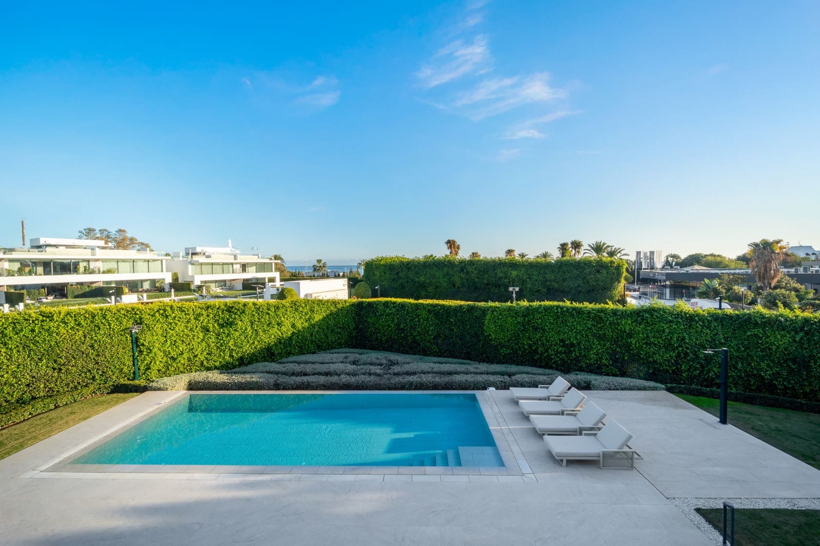 5 Zimmer Villa zu verkaufen in Golden Mile mit Pool Garage - 9.500.000 € (Ref: 9375278)