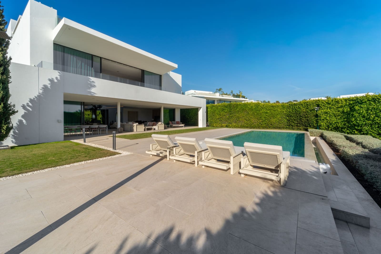 5 soverom Villa til salgs i Golden Mile med svømmebasseng garasje - € 11 300 000 (Ref: 9375278)