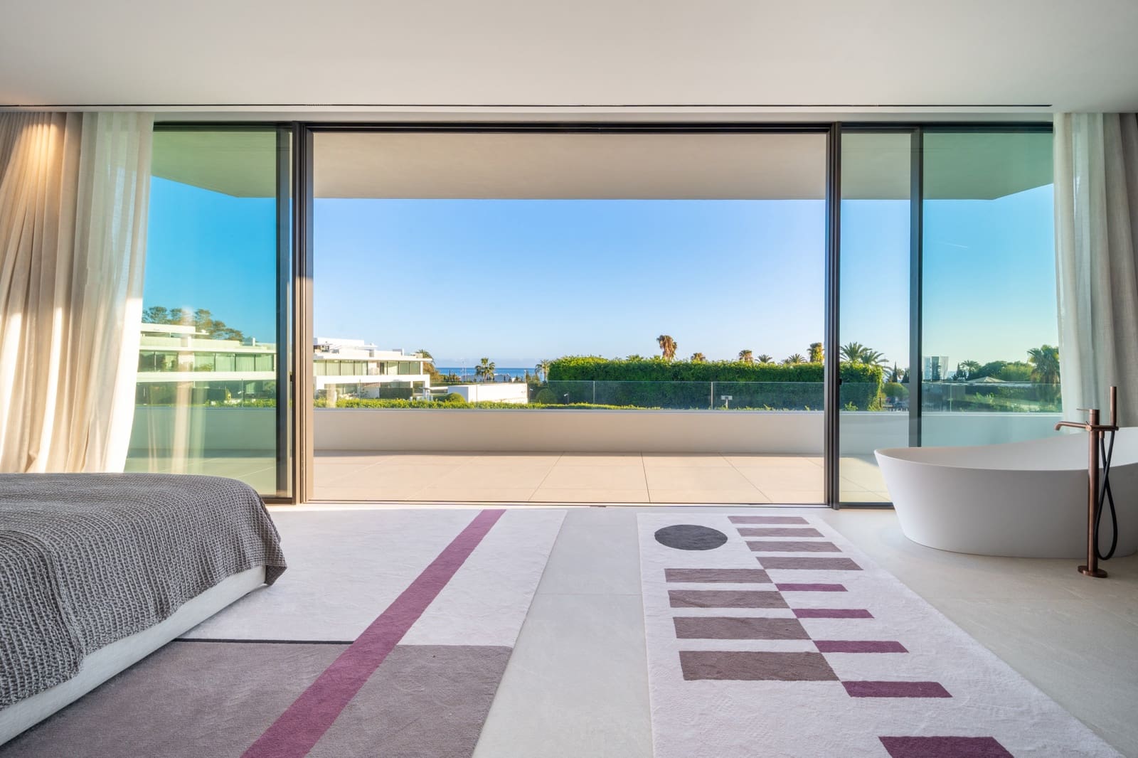 5 soverom Villa til salgs i Golden Mile med svømmebasseng garasje - € 11 300 000 (Ref: 9375278)