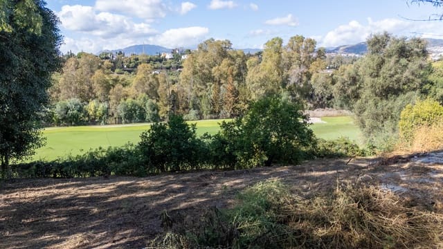 Byggegrund til salg i Guadalmina Alta, Marbella - € 985.000 (Ref: 9375279)