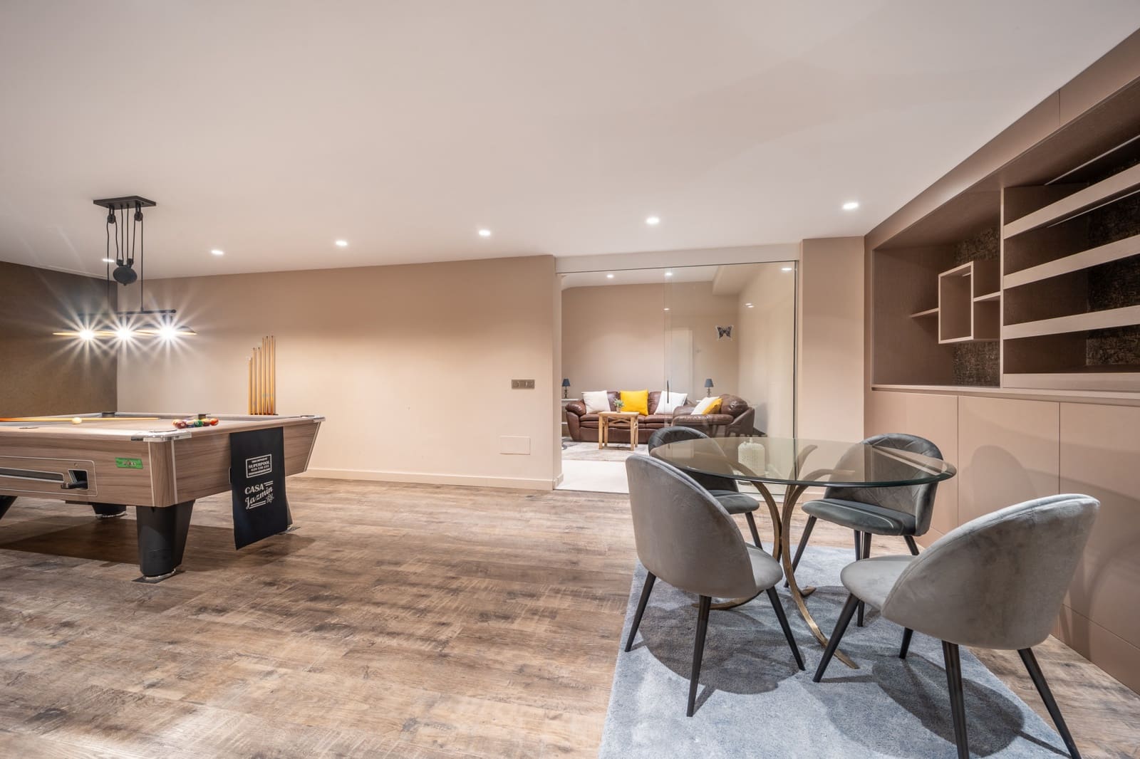 5 bedroom Villa for sale in Marbella with pool garage - € 3,950,000 (Ref: 9378900)