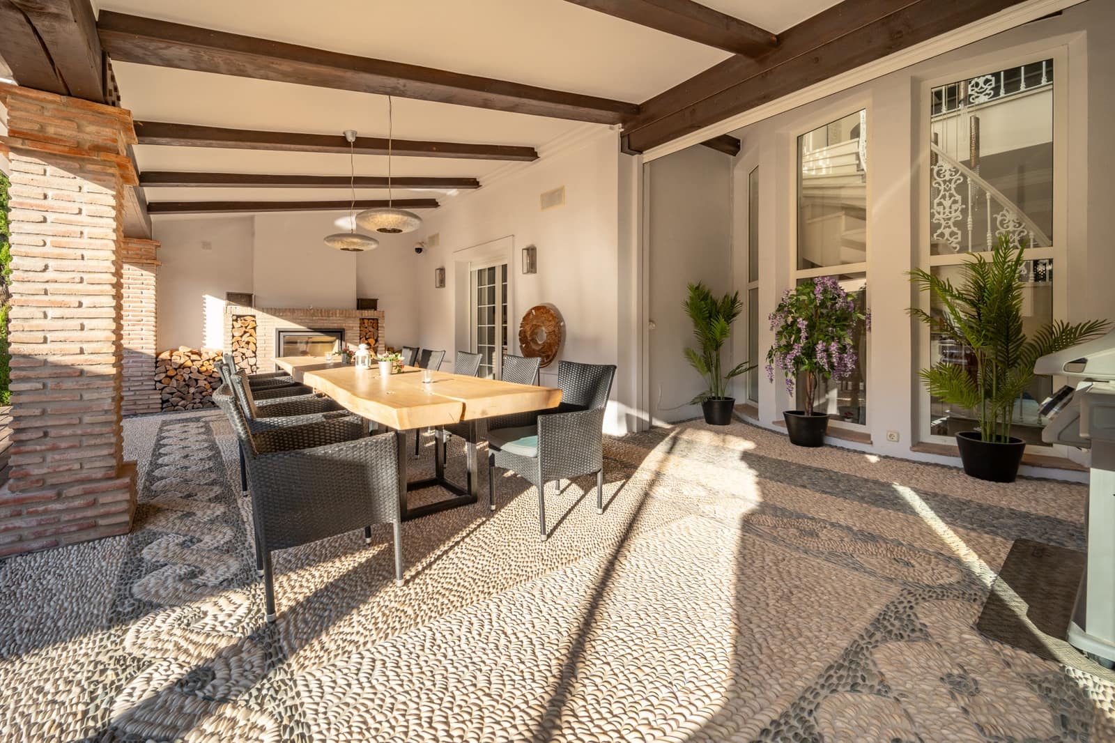 5 bedroom Villa for sale in Marbella with pool garage - € 3,950,000 (Ref: 9378900)