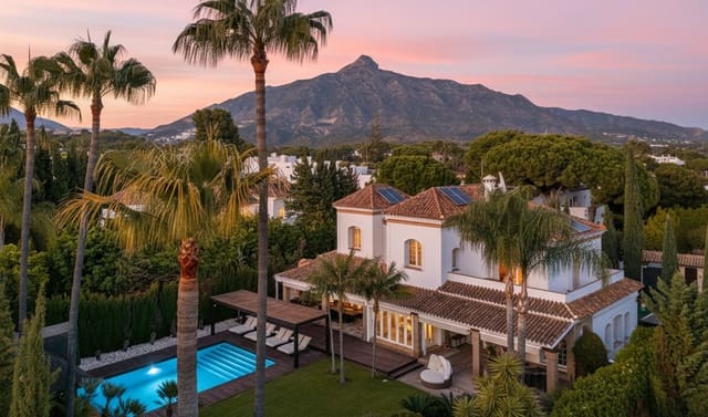 5 slaapkamer Villa te koop in Marbella met zwembad garage - € 3.950.000 (Ref: 9378900)