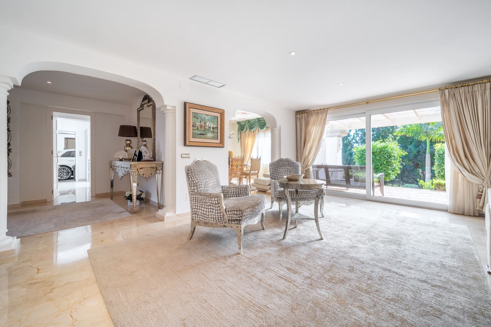 3 bedroom Villa for sale in Marbella with pool garage - € 1,895,000 (Ref: 9378901)