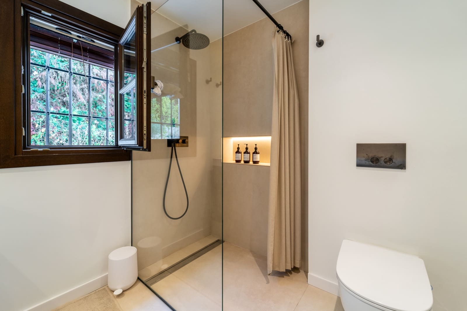 2 sypialnia Dom na sprzedaż w Marbella z basenem - 995 000 € (Ref: 9378902)