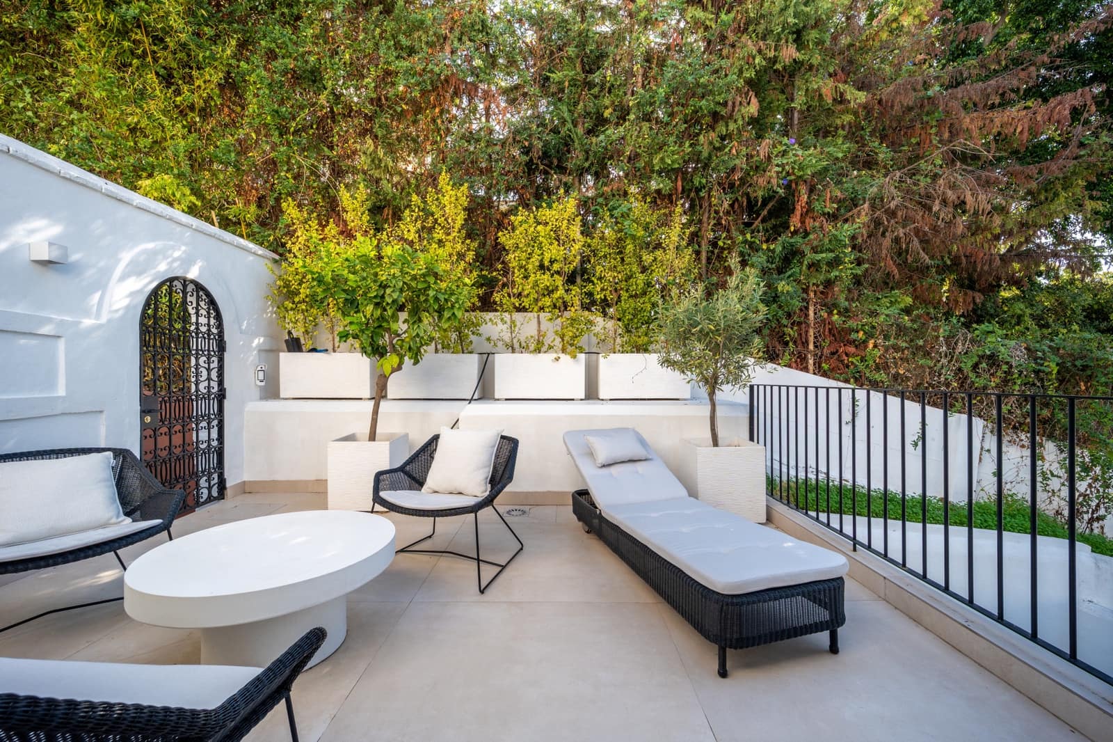 2 sypialnia Dom na sprzedaż w Marbella z basenem - 995 000 € (Ref: 9378902)