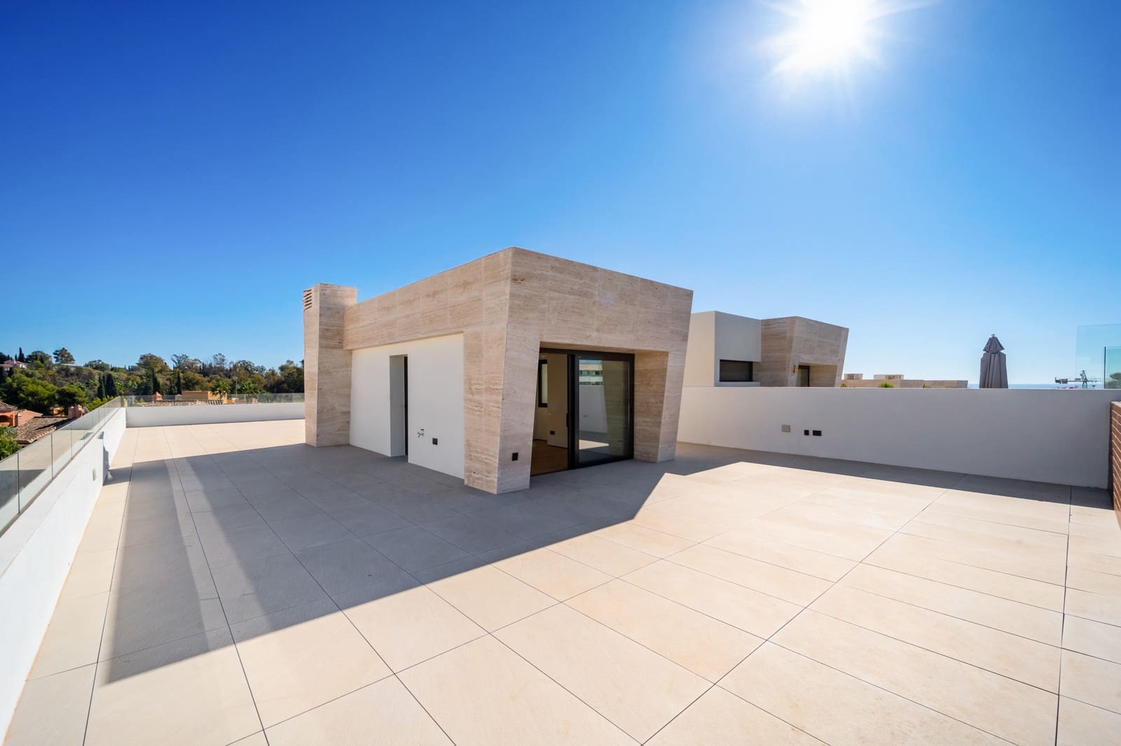 3 chambre Penthouse à vendre à Marbella avec piscine garage - 6 500 000 € (Ref: 9382524)