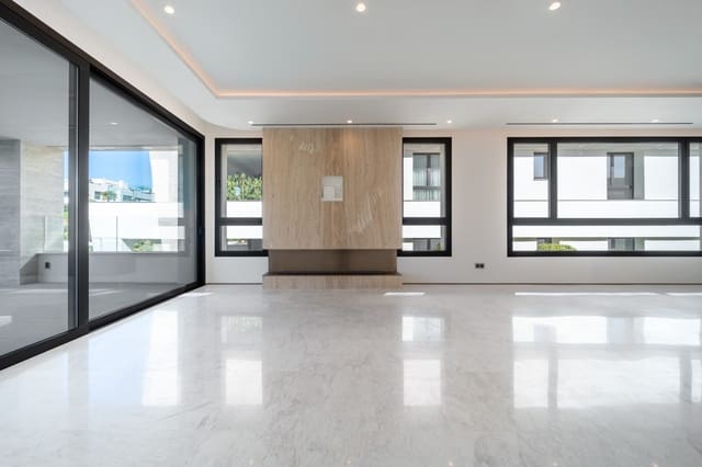 3 chambre Penthouse à vendre à Marbella avec piscine garage - 6 500 000 € (Ref: 9382524)