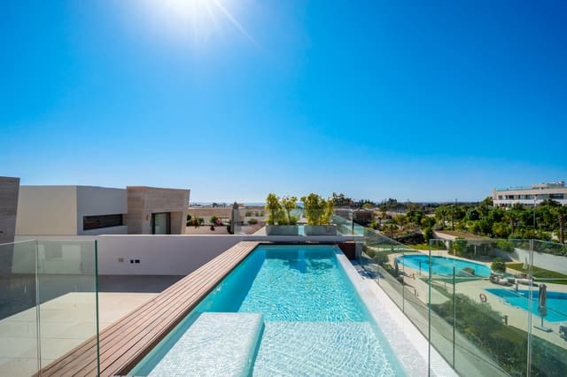 3 makuuhuone Kattohuoneisto myytävänä paikassa Marbella mukana uima-altaan 
autotalli - 6 500 000 € (Ref: 9382524)