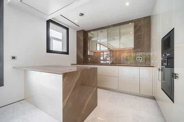 3 camera da letto Attico in vendita in Marbella con piscina garage - 6.500.000 € (Rif: 9387742)