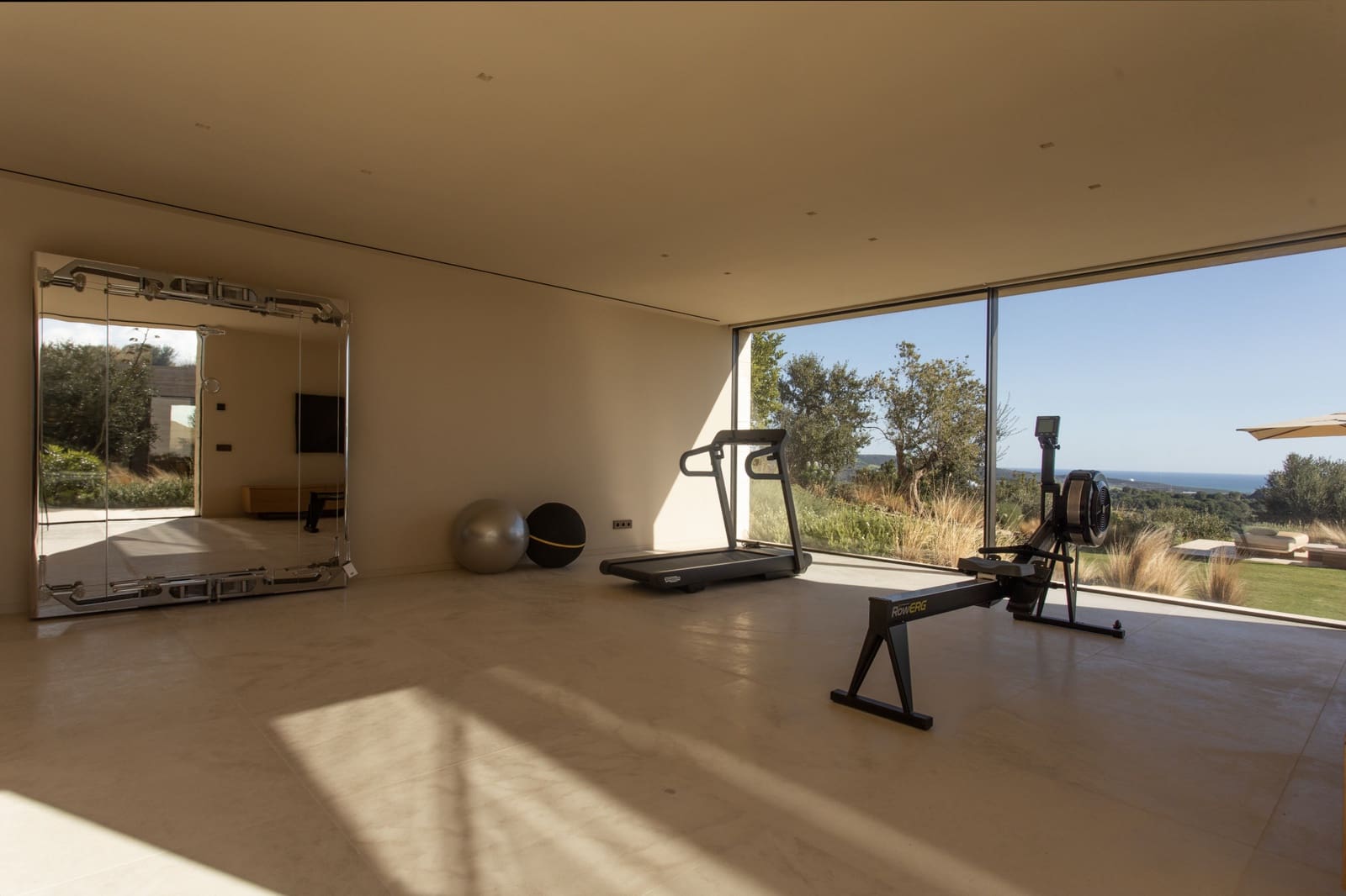 8 soverom Villa til salgs i Sotogrande med svømmebasseng garasje - € 13 700 000 (Ref: 9387744)